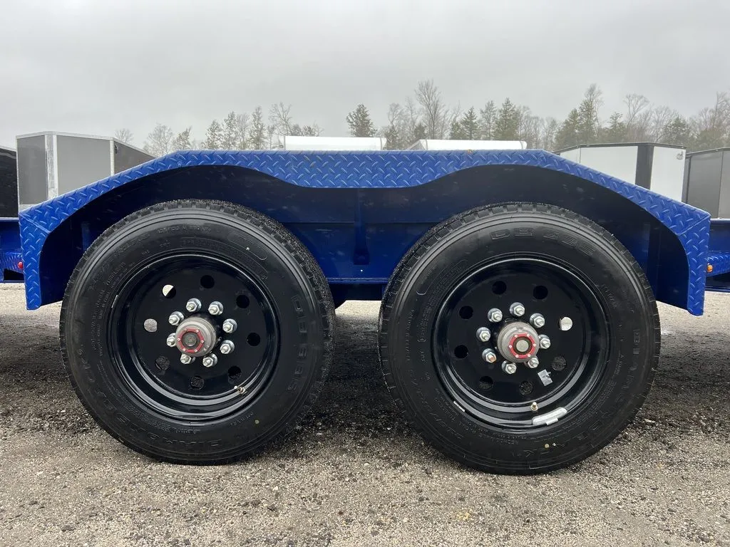2022 Diamond C 7×24 20K Low Profile Equipment Trailer w/Max Ramps - Image 9