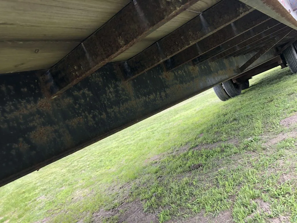2002 Kaufman Trailers 101X40 Gooseneck Equipment Trailer w/Toolbox - Image 7